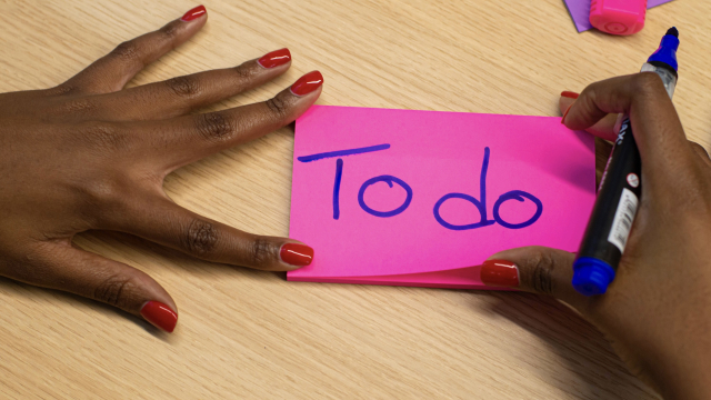 to_do_list_pen_hands_unsplash